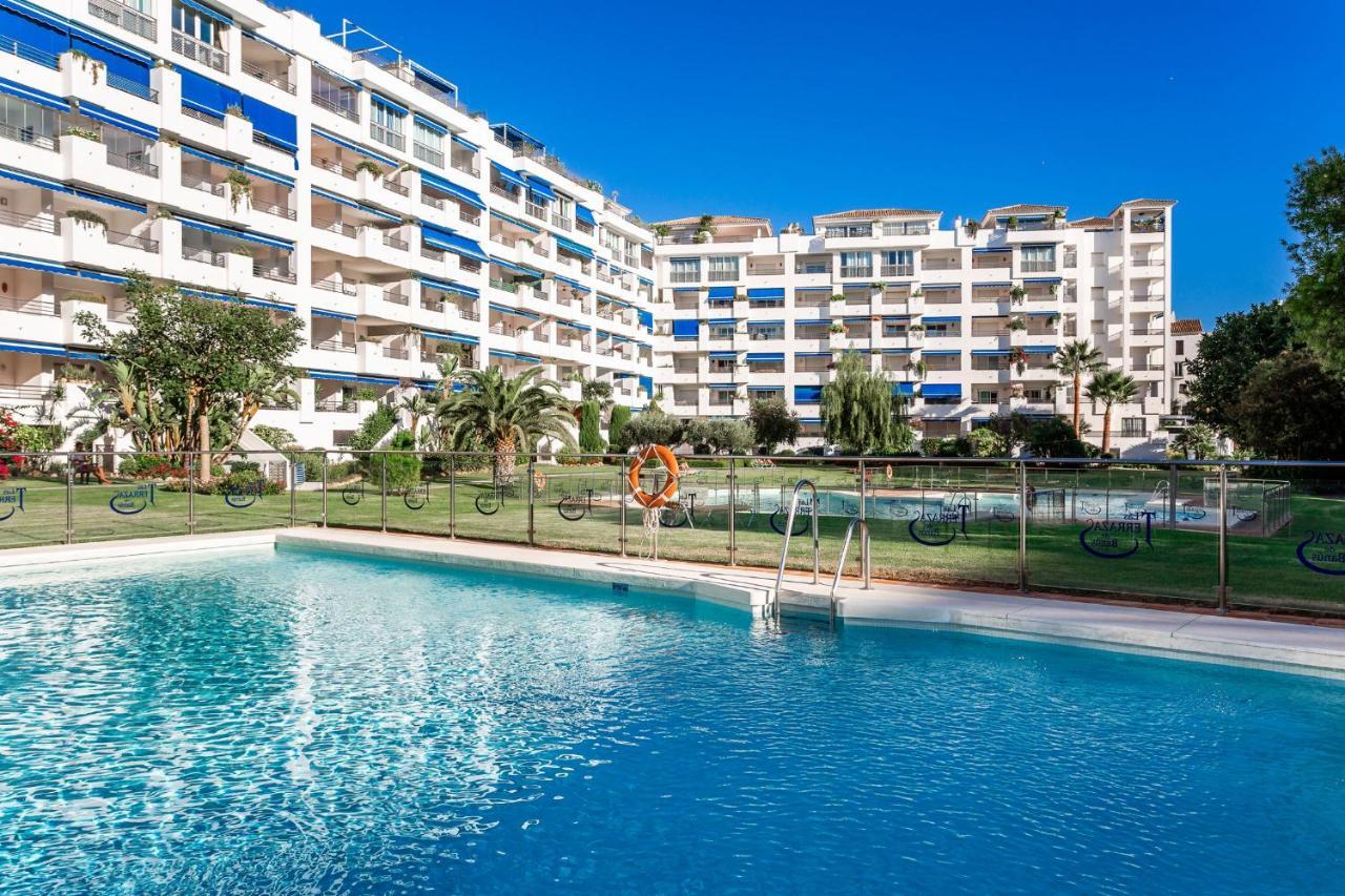 By Riva - Chic, Contemporary Studio In Puerto Banus Gardens 마르베야 외부 사진